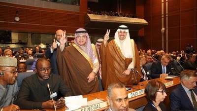 وزير التنمية المحلية ووزيرا التضامن والزراعة يتفقدون مجمع الخدمات الحكومية وحديقة 30 يونيو بالوادي الجديد 