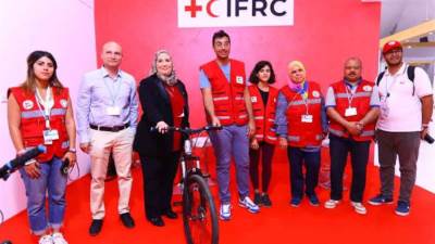 وزيرة التضامن الاجتماعي تتابع  جهود الهلال الاحمر خلال مؤتمر  أطراف اتفاقیة الأمم المتحدة الإطاریة بشأن تغیر المناخ “27-COP”بشرم الشيخ