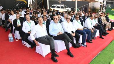 وزير الإسكان يهنئ رئيسة وشعب تنزانيا بالاحتفال ببدء ملء خزان جوليوس نيريرى للطاقة الكهرومائية