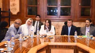 وزيرة الهجرة تعقد اجتماعا مع علمائنا بالخارج المشاركين بمؤتمر جمعية العلماء المصريين الأمريكيين