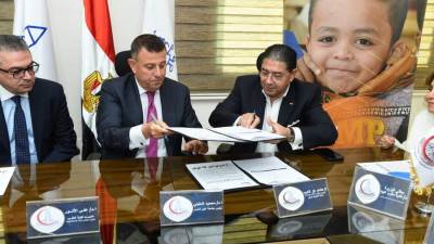 البنك التجاري الدولي وجامعة عين شمس يحتفلا بتوقيع اتفاقية تمويل الجناح الجراحى بـ "مستشفى جراحات الأطفال" بالمدينة الطبية المتكاملة