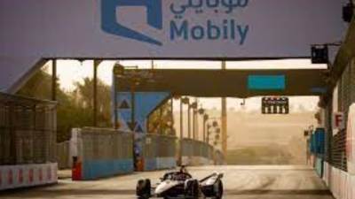 موبايلي تجدد شراكتها لرعاية سباق كور الدرعية إي بري 2023