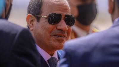 الرئيس السيسى يلتقى نائب رئيس الهند ويؤكد تطلعه لتطوير علاقات الصداقة بين البلدين