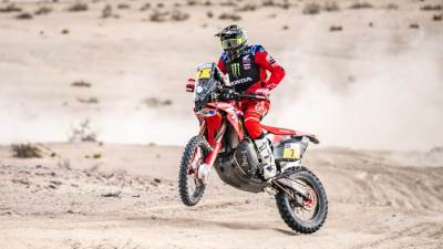 أنظار العالم تتجه إلى الإمارات مع انطلاق الجولة الثانية من بطولة كأس العالم للراليات الصحراوية لهذا الموسم