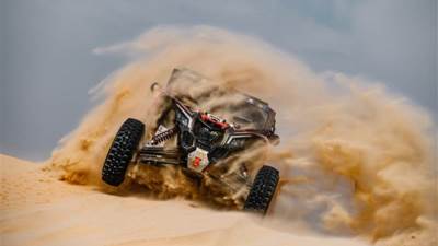 بعد يوم حافل بالمفاجآت.. العطية يتصدر المرحلة الأولى من رالي أبوظبي الصحراوي 2023