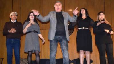 النجم الفنان القدير معتز السويفي يتألق في رائعة متجوزين واللا علي خشبة مسرح صاحبة الجلالة 