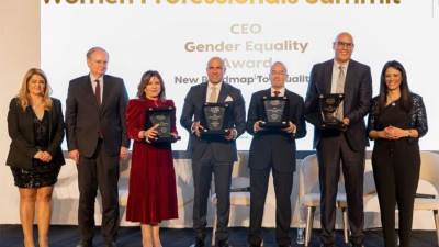 تقديراُ لجهودها المبذولة في المساواة بين الجنسين.. شل مصر تحصل على جائزتين خلال فعاليات قمة المرأة المصرية  