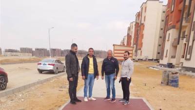 مسؤلو" الإسكان" يتفقدون سير العمل بالمشروعات الجارية بحدائق العاصمة