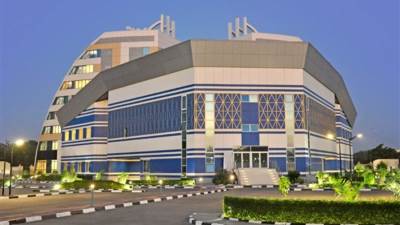 نفذته المقاولون العرب.. الرئيس التشادى يفتتح المقر الجديد لوزارة الخارجية بانجامينا