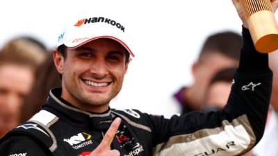 سائق فريق جاغوار ميتش إيفانز يؤكد أهمية إقامة السباقات في مزيد من المدن الجديدة لاستقطاب مزيد من الجمهور للفورمولا إي حول العالم