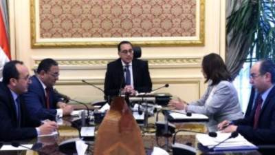 رئيس الوزراء يستعرض جهود اللجنة الوطنية التنسيقية لمنع الهجرة غير الشرعية