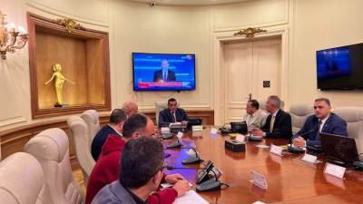 التنمية المحلية يتفقد غرفة العمليات وإدارة الأزمات لمتابعة استعدادات عيد الفطر المبارك بالمحافظات