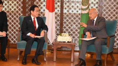 أبو الغيط يلتقي فوميو كيشيدا رئيس وزراء اليابان 