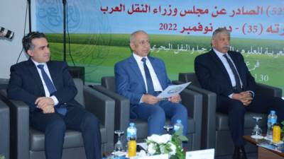 وزير النقل والأشغال اللبناني يؤكد أهمية التكامل بين الموانىء العربية في ظل التحديات العالمية 