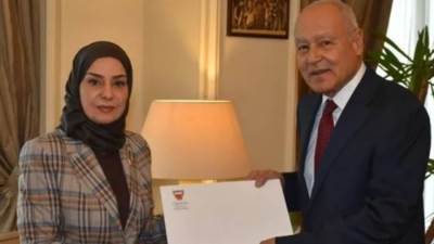 أبو الغيط يتسلم أوراق سفير مملكة البحرين 