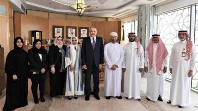 سفير السعودية لدى مصر يلتقي وفداً من جمعية المراكز الطبية "جامكا"