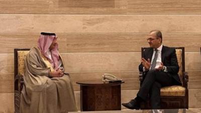 الفريق الفني السعودي يصل إلى سوريا لمناقشة آليات إعادة فتح سفارة المملكة في دمشق 