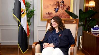 وزيرة الهجرة تعلن انتقال العمل إلى مقر الوزارة بالعاصمة الإدارية الجديدة بشكل دائم