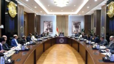 رئيس الوزراء يستعرض مقترحات الاستغلال الأمثل للمقار الحكومية بعد الإخلاء