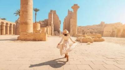 موقع "Travel off Path " يبرز أهم الأسباب التي تجذب السائحين لزيارة المقصد السياحي المصري خلال العام الجاري