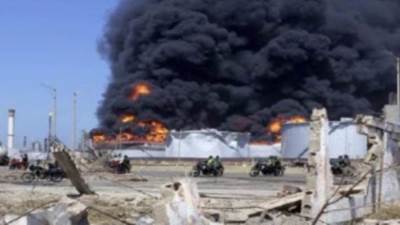 حريق فى خطوط البترول بمصفاة ميناء الأحمدى الكويتية