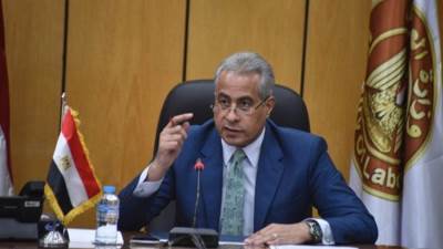وزير العمل يلتقي مديري المديريات بالمحافظات.. ويوجه بالتوسع في برامج التدريب المهني لتأهيل الشباب لسوق العمل