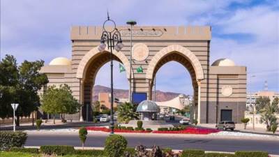 بدء التسجيل في برنامجي الشريعة والاقتصاد - عن بعد - لغير السعوديين في الجامعة الإسلامية