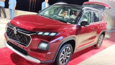 شركة مودرن موتورز تطلق أحدث سيارات سوزوكى بالسوق المصرية مع (فرونكس) و (جراند فيتارا)