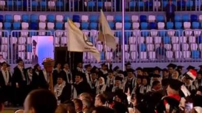  الرئيس السيسي يشهد مسيرة أوائل خريجي الجامعات المصرية خلال حفل التخرج 