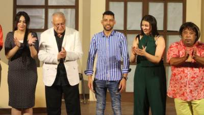 بالفيديو والصور.. إنطلاقة مبهرة وقوية لنجوم مسرحية العملية 13 بالاسكندرية  