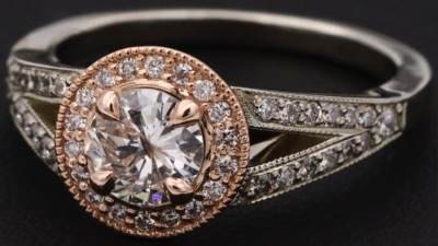  تحت رعاية معالي الشيخ نهيان بن مبارك آل نهيان معرض المجوهرات والساعات يعود إلى أبوظبي في دورته الثلاثين