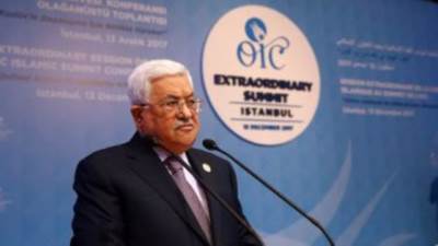  "أبومازن" يطالب بوقف العدوان الإسرائيلي وفتح ممرات إنسانية عاجلة لغزة 