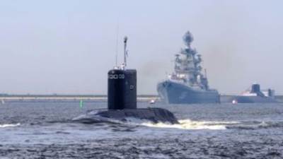  القيادة الوسطى الأمريكية تعلن وصول غواصة نووية إلى الشرق الأوسط 