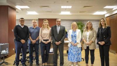 العاصمة الإدارية للتنمية العمرانية تستقبل وفد البنك الأوروبي لإعادة الإعمار والتنمية لاستكشاف فرص التعاون وبحث استضافة العاصمة الادارية للاجتماع السنوي للبنك