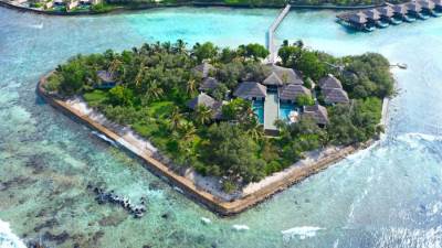 منتجع وسبا شيراتون المالديف فُل مون يقدم عروضًا جذابة للمسافرين بمناسبة فترة اليوم الوطني لدولة الإمارات