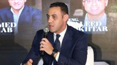 عضو لجنة التطوير العقاري: استقرار سعر الدولار والقضاء على السوق الموازي يدعم فرص التصدير 