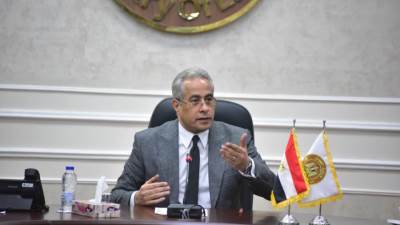 وزير العمل يترأس إجتماع إدارة مجلة العمل