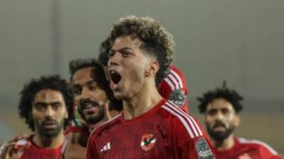  إمام عاشور يضيف الهدف الثالث للأهلي فى مرمى اتحاد جدة 