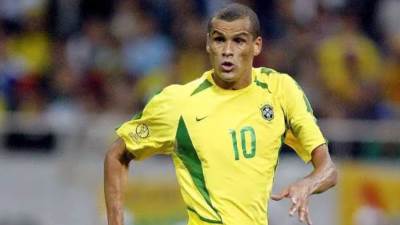 نجوم الكرة العالمية في كأس السوبر الإماراتي بين شباب الأهلي والشارقة