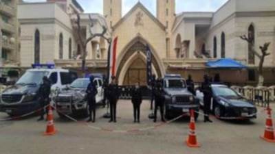 إنتشار أمنى مكثف لتأمين احتفالات رأس السنة وعيد الميلاد  المجيد "صور