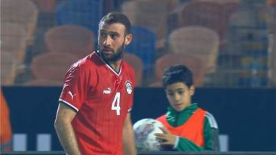  الأهلي يعلن رسمياً ضم عمر كمال عبد الواحد لمدة 3 سنوات ونصف 