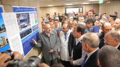 وزير الصحة يتفقد مستشفيي بيلا والحامول المركزين ويوجه بتوفير 7 حضانات إضافية ببيلا