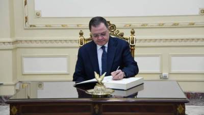 وزير الداخلية في كلمة شكر للرئيس السيسي :  تمضى مسيرة جهاز الشرطة خلف قيادتكم الحكيمة