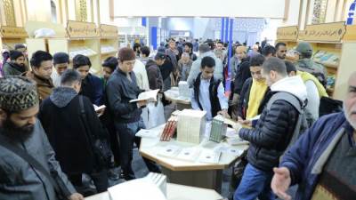 كتب جديدة.. "الواضح" "والموجز اللطيف" الأكثر إقبالاً بمعرض الكتاب 2024