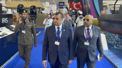  وزير الدولة للإنتاج الحربى يحرص على تفقد  معرض الدفاع العالمي 2024