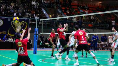 الأهلي يهزم الزمالك 3 - 1 ويتوج بلقب سوبر رجال الطائرة 