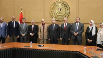 وزير الكهرباء: إطلاق " منصة مصر للطاقة الشمسية" لزيادة التوسع فى الخلايا الشمسية اعلى اسطح المبانى وربطها على شبكة الكهرباء القومية