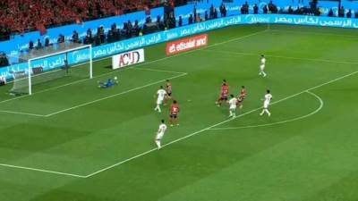  التعادل السلبي يحسم الشوط الأول بين الأهلي والزمالك فى نهائي كأس مصر 