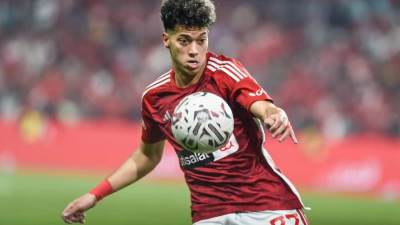  الأهلي يهزم الزمالك بثنائية إمام عاشور وأفشة ويتوّج بكأس مصر 