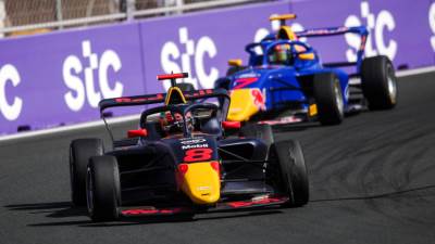 آمنة وحمدة القبيسي سفيرتا أكاديمية ياس هيت للسباقات مع انطلاق موسم جديد لأكاديمية الفورمولا 1